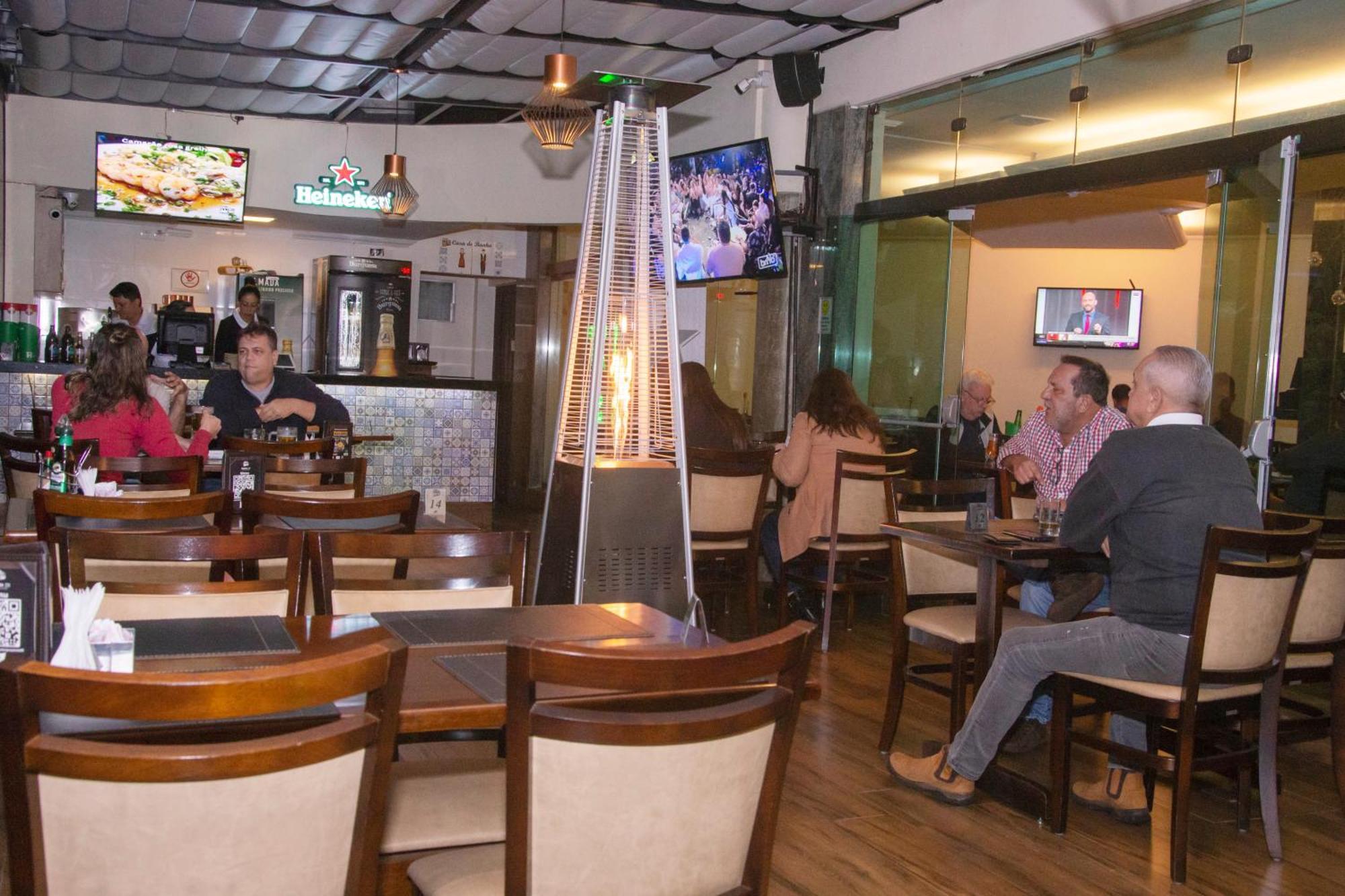 Hd广场酒店 阿西斯 外观 照片
